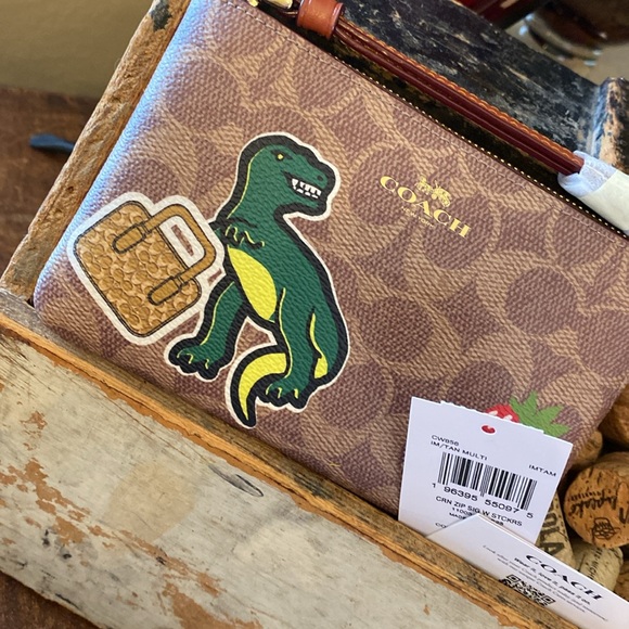 Coach Rexy corner zip wristlet - Picture 4 of 9